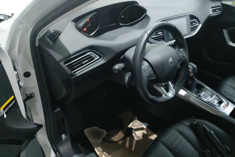 Used Peugeot 308S 2015 1.6T Automatic Ruichi Edition Driver Seat