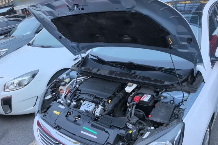 Used Peugeot 308S 2015 1.2T Automatic Jingchi Edition Engine Bay