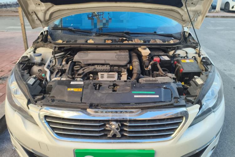 Used Peugeot 308S 2015 1.2T Automatic Jingchi Edition Engine Bay