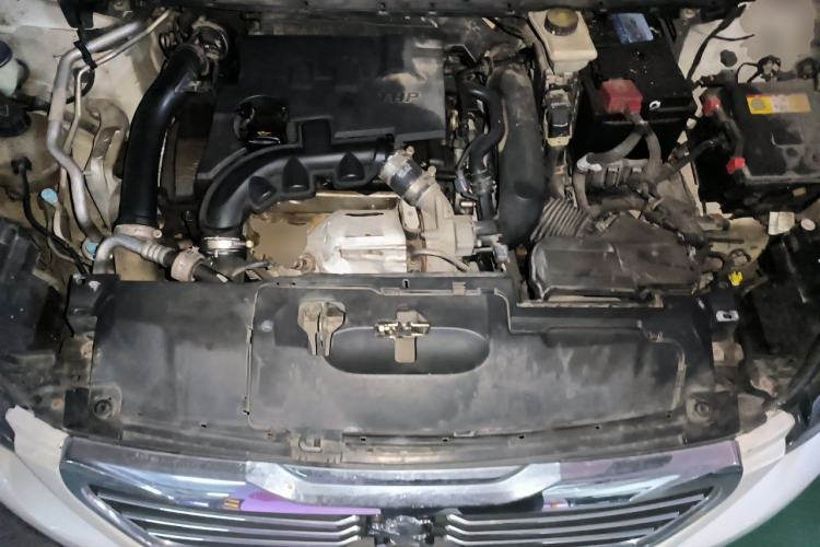 Used Peugeot 308S 2015 1.6T Automatic Jingchi Edition Engine Bay