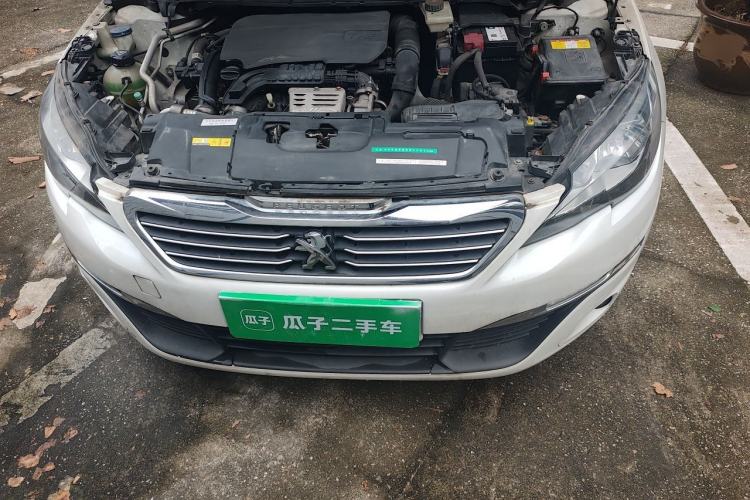 Used Peugeot 308S 2015 1.2T Automatic Jingchi Edition Engine Bay