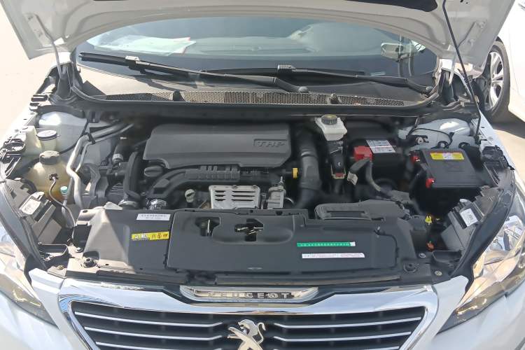 Used Peugeot 308S 2015 1.2T Automatic Shangchi Edition Engine Bay