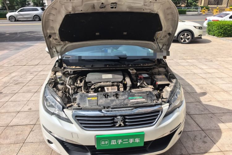 Used Peugeot 308S 2015 1.2T Automatic Jingchi Edition Engine Bay