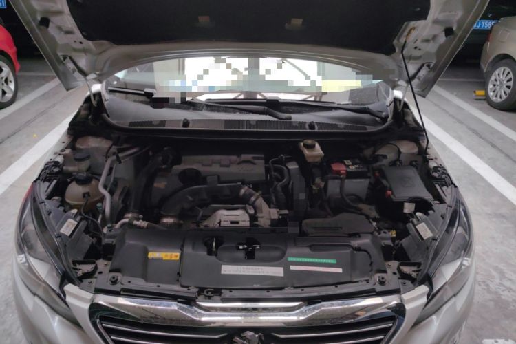 Used Peugeot 308S 2015 1.6T Automatic Jingchi Edition Engine Bay