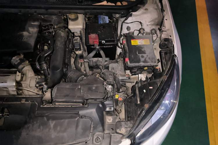 Used Peugeot 308S 2015 1.6T Automatic Jingchi Edition Engine Bay Left