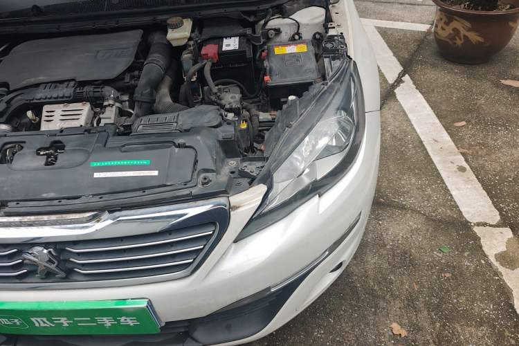Used Peugeot 308S 2015 1.2T Automatic Jingchi Edition Engine Bay Left