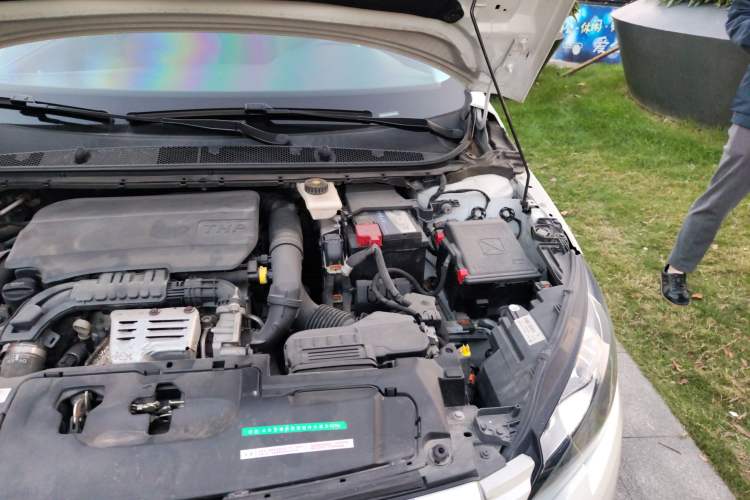 Used Peugeot 308S 2015 1.2T Automatic Jingchi Edition Engine Bay Left