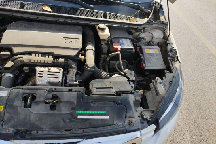Used Peugeot 308S 2015 1.2T Automatic Jingchi Edition Engine Bay Left