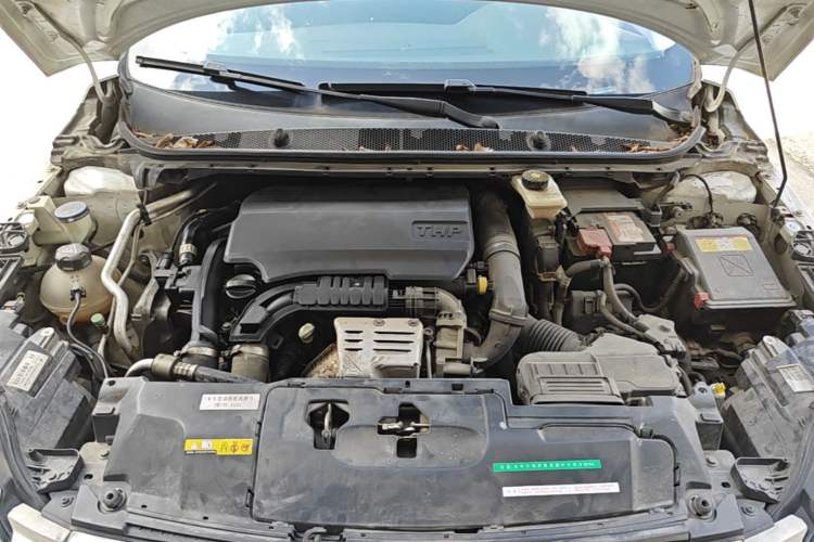 Used Peugeot 308S 2015 1.2T Automatic Jingchi Edition Engine Bay