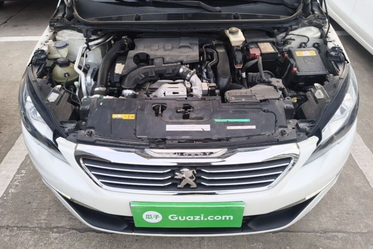 Used Peugeot 308S 2015 1.6T Automatic Jingchi Edition Engine Bay