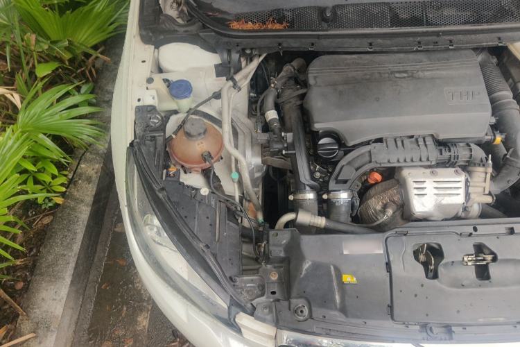 Used Peugeot 308S 2015 1.2T Automatic Jingchi Edition Engine Bay Right