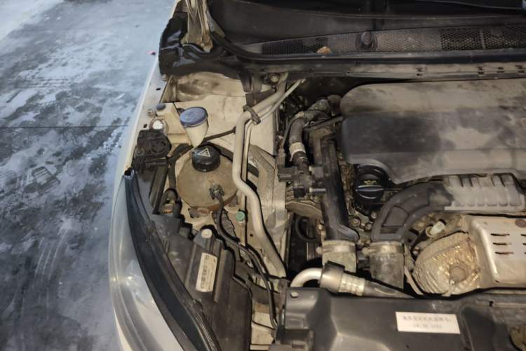 Used Peugeot 308S 2015 1.2T Automatic Jingchi Edition Engine Bay Right