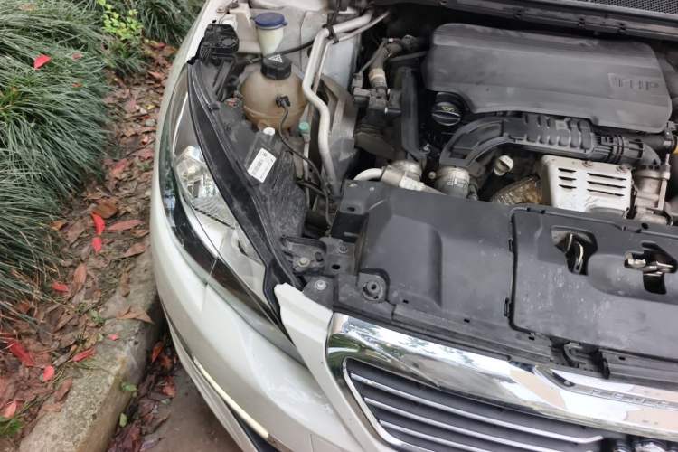Used Peugeot 308S 2015 1.2T Automatic Jingchi Edition Engine Bay Right