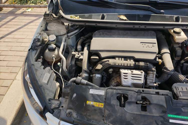 Used Peugeot 308S 2015 1.2T Automatic Jingchi Edition Engine Bay Right