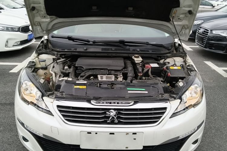 Used Peugeot 308S 2015 1.2T Automatic Shangchi Edition Engine Bay