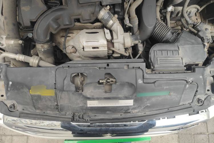 Used Peugeot 308S 2015 1.6T Automatic Jingchi Edition Engine Bay