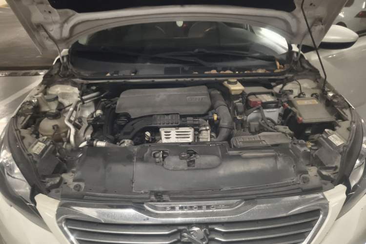 Used Peugeot 308S 2015 1.2T Automatic Shangchi Edition Engine Bay