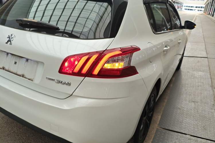 Used Peugeot 308S 2015 1.2T Automatic Jingchi Edition Exterior 1