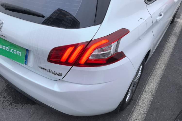 Used Peugeot 308S 2015 1.2T Automatic Jingchi Edition Exterior 3