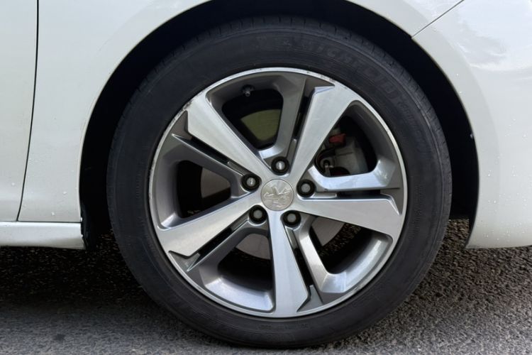 Used Peugeot 308S 2015 1.6T Automatic Jingchi Edition Exterior 3