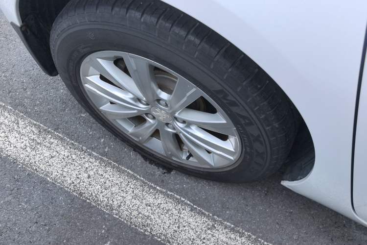 Used Peugeot 308S 2015 1.2T Automatic Jingchi Edition Exterior 5