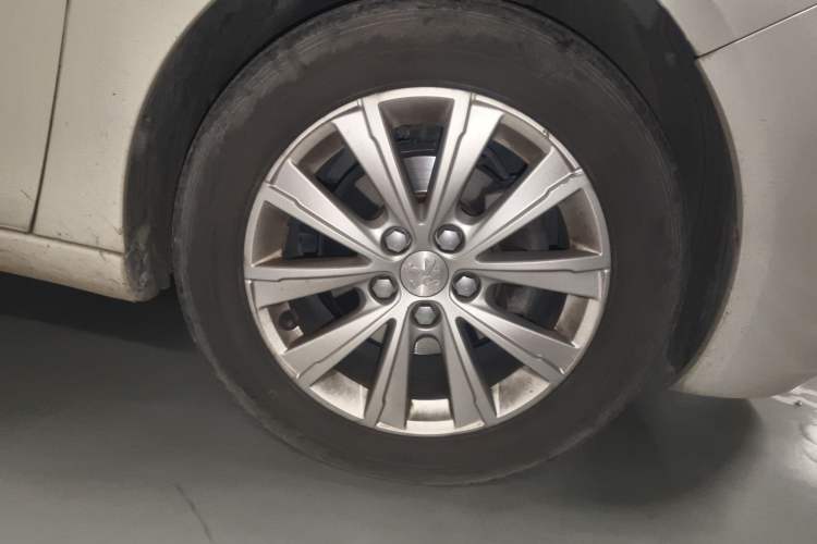 Used Peugeot 308S 2015 1.2T Automatic Shangchi Edition Exterior 7