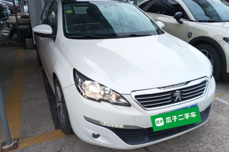 Used Peugeot 308S 2015 1.6T Automatic Jingchi Edition Front Right 45 Deg