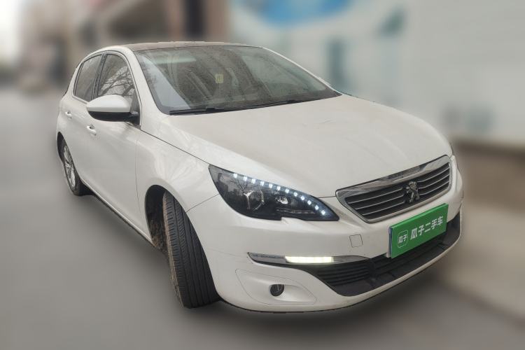 Used Peugeot 308S 2015 1.2T Automatic Jingchi Edition Front Right 45 Deg