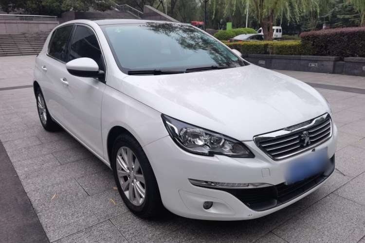 Used Peugeot 308S 2015 1.2T Automatic Jingchi Edition Front Right 45 Deg