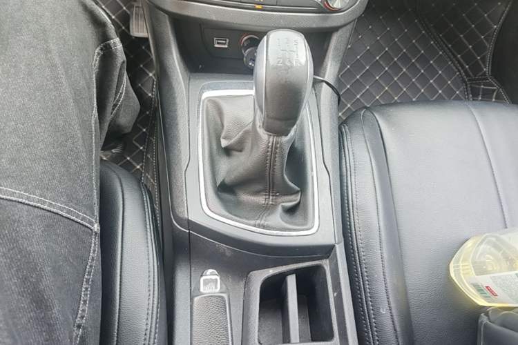Used Peugeot 308S 2015 1.6L Manual Shangchi Edition Gear Lever