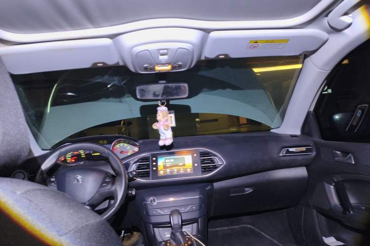 Used Peugeot 308S 2015 1.2T Automatic Jingchi Edition Headliner
