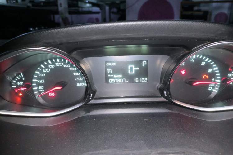 Used Peugeot 308S 2015 1.6T Automatic Jingchi Edition Instrument Cluster