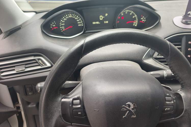 Used Peugeot 308S 2015 1.2T Automatic Jingchi Edition Instrument Cluster