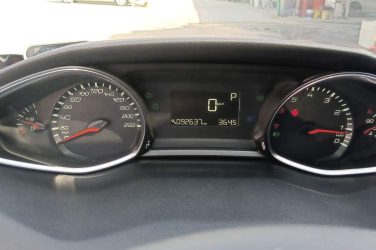 Used Peugeot 308S 2015 1.2T Automatic Shangchi Edition Instrument Cluster