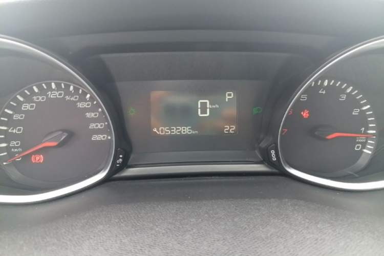 Used Peugeot 308S 2015 1.2T Automatic Jingchi Edition Instrument Cluster