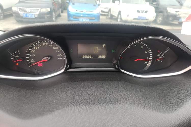 Used Peugeot 308S 2015 1.2T Automatic Jingchi Edition Instrument Cluster