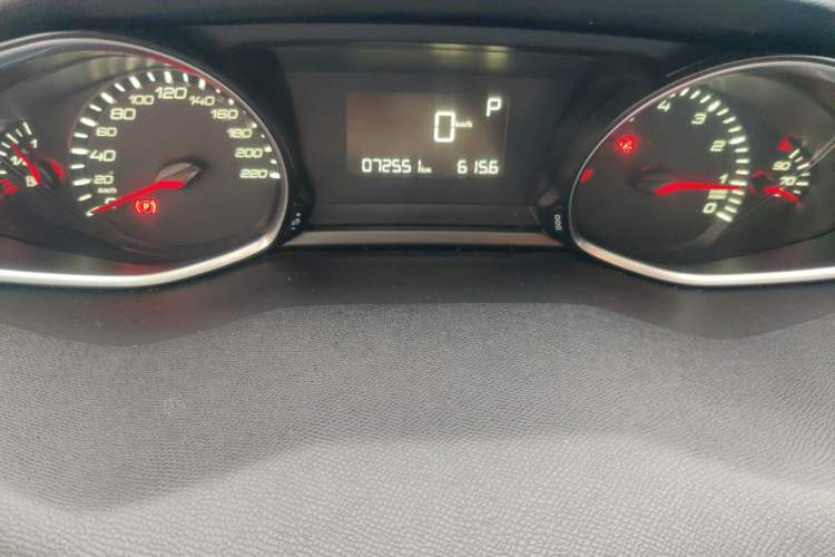 Used Peugeot 308S 2015 1.6T Automatic Jingchi Edition Instrument Cluster
