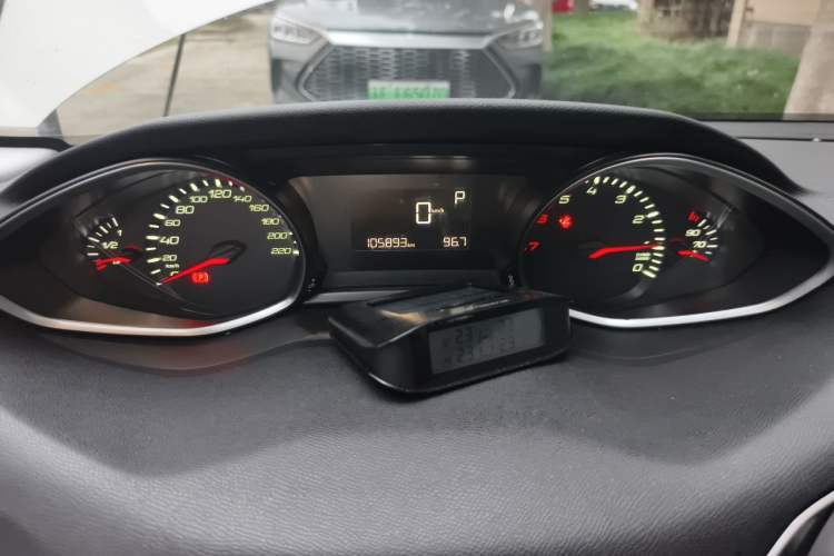 Used Peugeot 308S 2015 1.2T Automatic Jingchi Edition Instrument Cluster