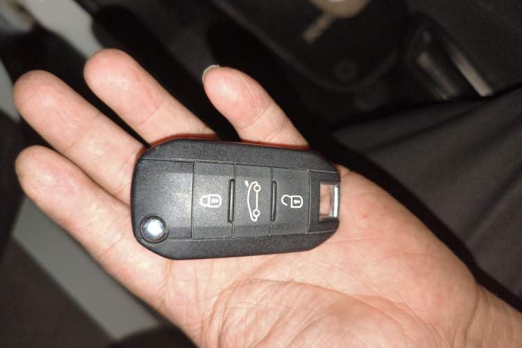 Used Peugeot 308S 2015 1.2T Automatic Jingchi Edition Interior 1