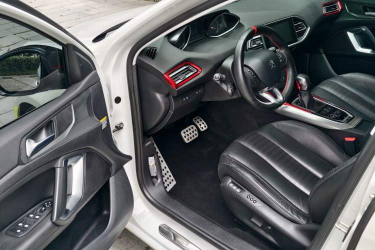 Used Peugeot 308S 2015 1.6T Automatic Ruichi Edition Interior 1