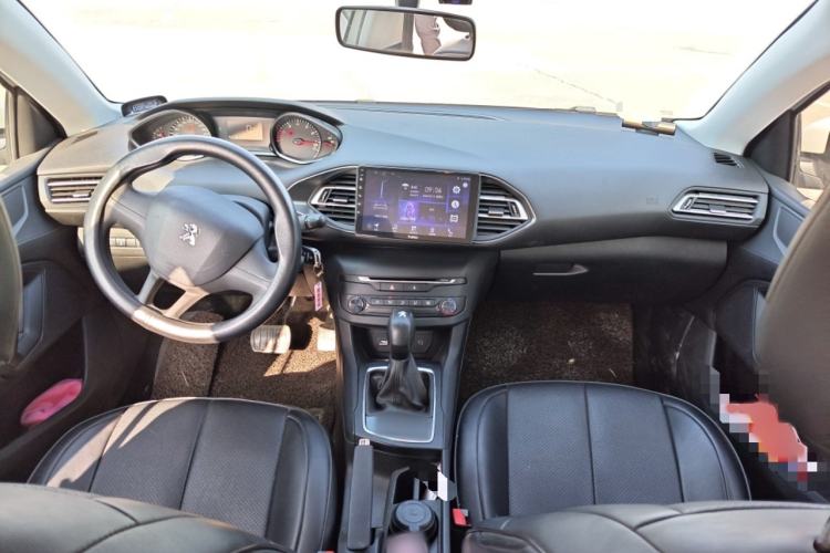 Used Peugeot 308S 2015 1.2T Automatic Shangchi Edition Interior 2