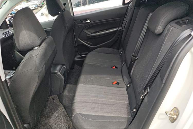 Used Peugeot 308S 2015 1.2T Automatic Shangchi Edition Interior 4