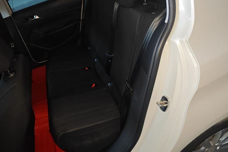 Used Peugeot 308S 2015 1.2T Automatic Jingchi Edition Interior 4