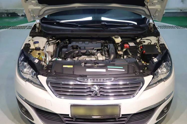 Used Peugeot 308S 2015 1.6T Automatic Jingchi Edition Interior 7