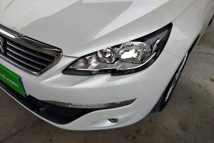 Used Peugeot 308S 2015 1.2T Automatic Jingchi Edition Left Front Headlight