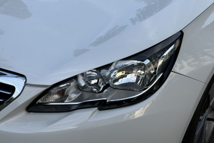 Used Peugeot 308S 2015 1.6T Automatic Jingchi Edition Left Front Headlight