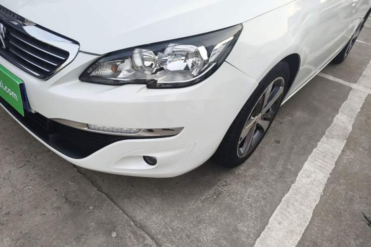 Used Peugeot 308S 2015 1.6T Automatic Jingchi Edition Left Front Headlight