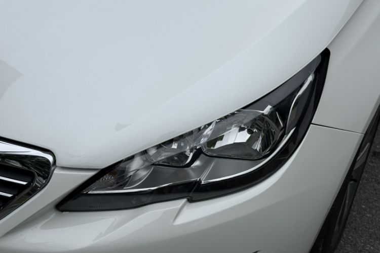 Used Peugeot 308S 2015 1.6T Automatic Jingchi Edition Left Front Headlight