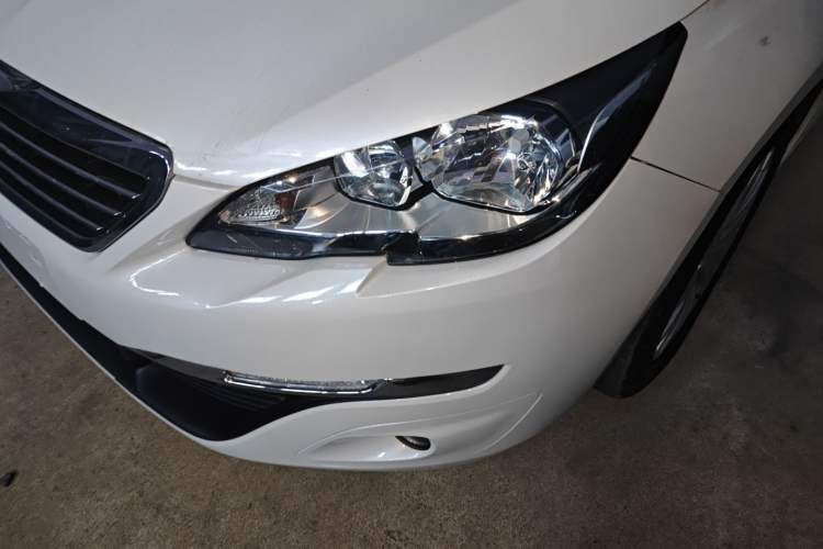 Used Peugeot 308S 2015 1.2T Automatic Jingchi Edition Left Front Headlight