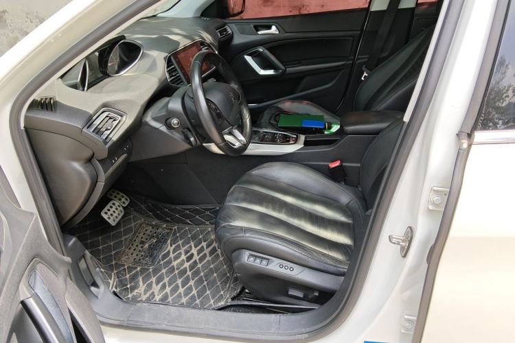 Used Peugeot 308S 2015 1.6T Automatic Ruichi Edition Left Front Seat